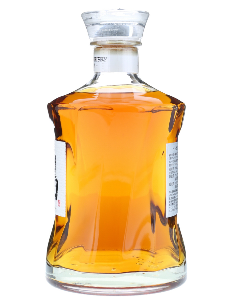 ニッカウイスキー 鶴 700ml 楽天市場】【送料無料】 ニッカ ウイスキー 鶴 陶器 ボトル