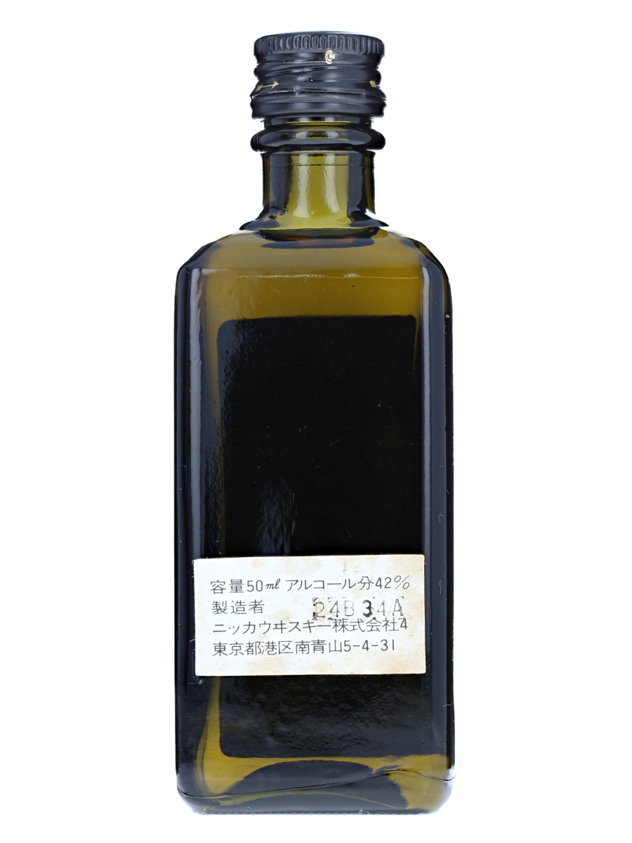 カ*シ様 【古酒】黒角ニッカ ウイスキー 1級720ml 特製タンブラー付き